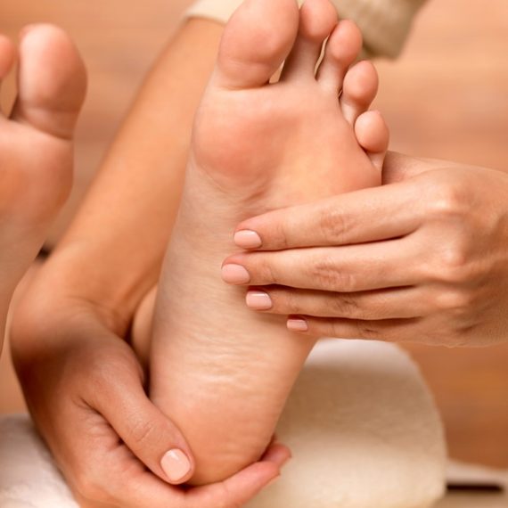 20, 30 Or 40 Minute Feet Reflexology, Classic Pedicure & More ALTERNATIVE MEDICINE Shop Online at Special Price from Saudi Mega Deals