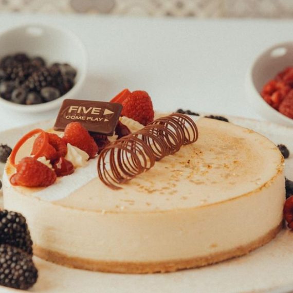 Celebrate Big With 1kg–3kg Fresh Takeaway Cakes DESSERT Shop Online at Special Price from Saudi Mega Deals
