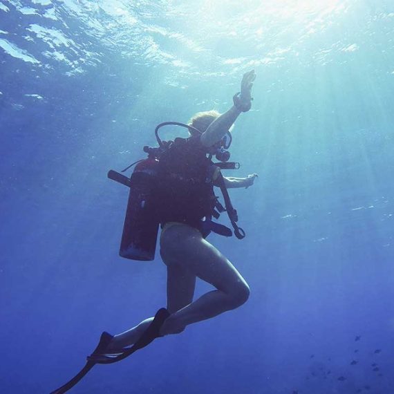 Scuba Diving Pool Session WATER SPORTS Shop Online at Special Price from Saudi Mega Deals