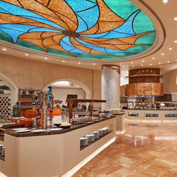 Kaleidoscope Dinner Buffet at Atlantis the Palm – Brunches Activities & Sightseeing Shop Online at Special Price from Saudi Mega Deals